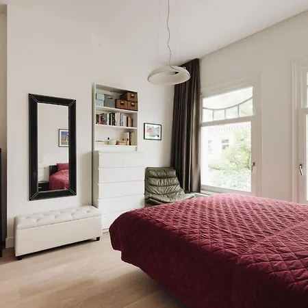 Beautiful And Elegant 4 Bedroom Apartment *